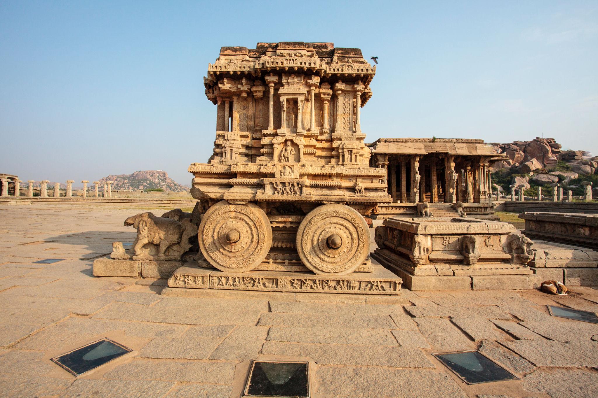 Hampi Spiritual & Architectural Gems (Half-Day) image