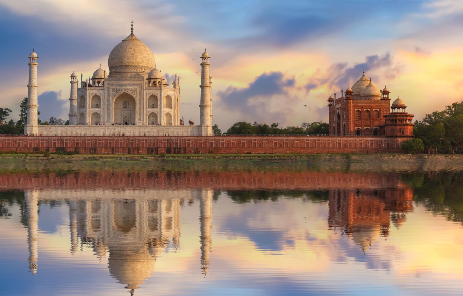 Taj Mahal Heritage Tour image