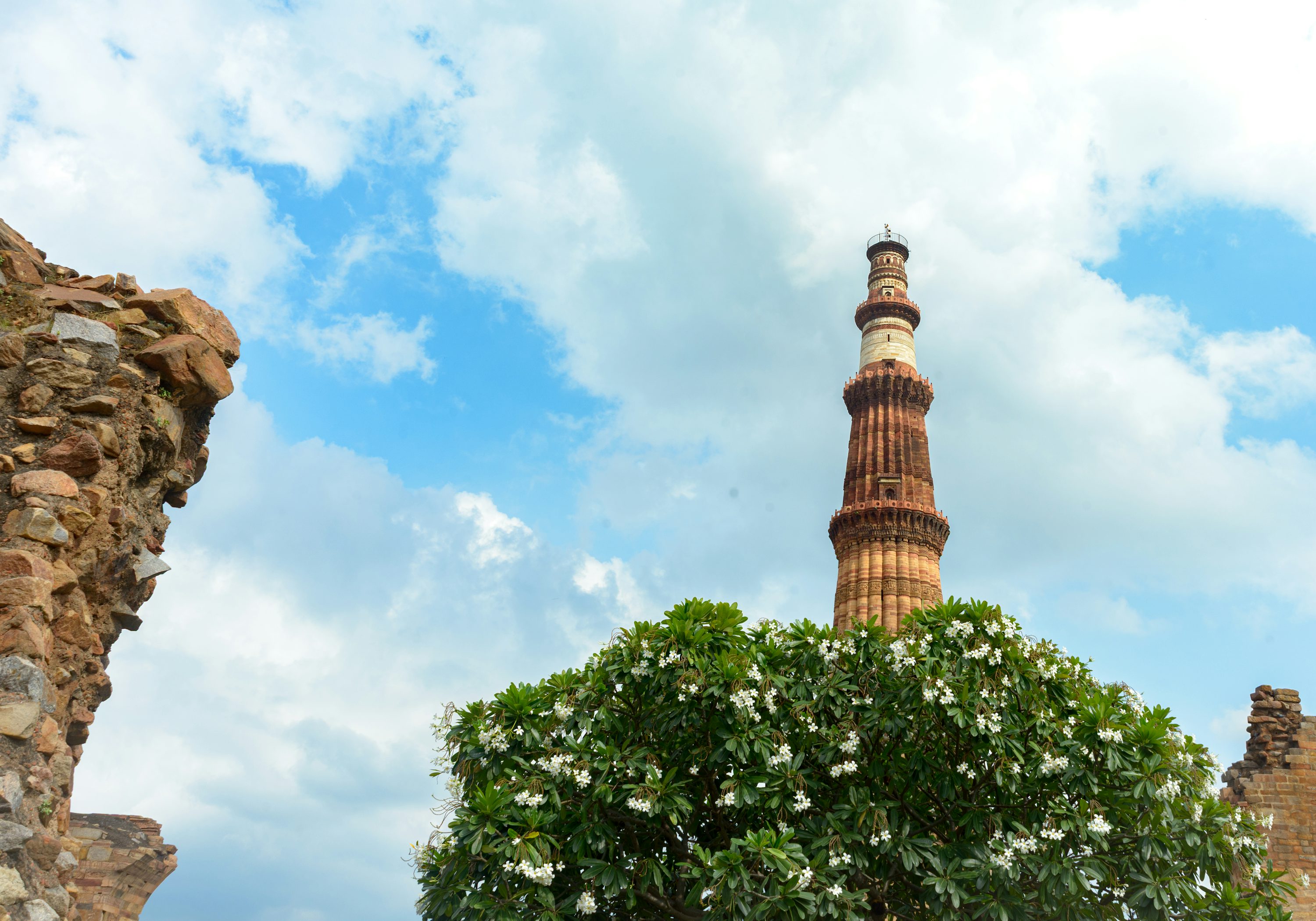 Golden Triangle Escorted Tour (French) image