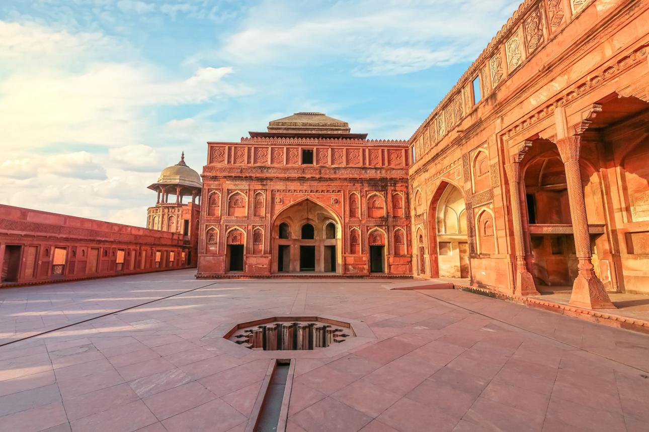 Agra Full Day Premium Experience image