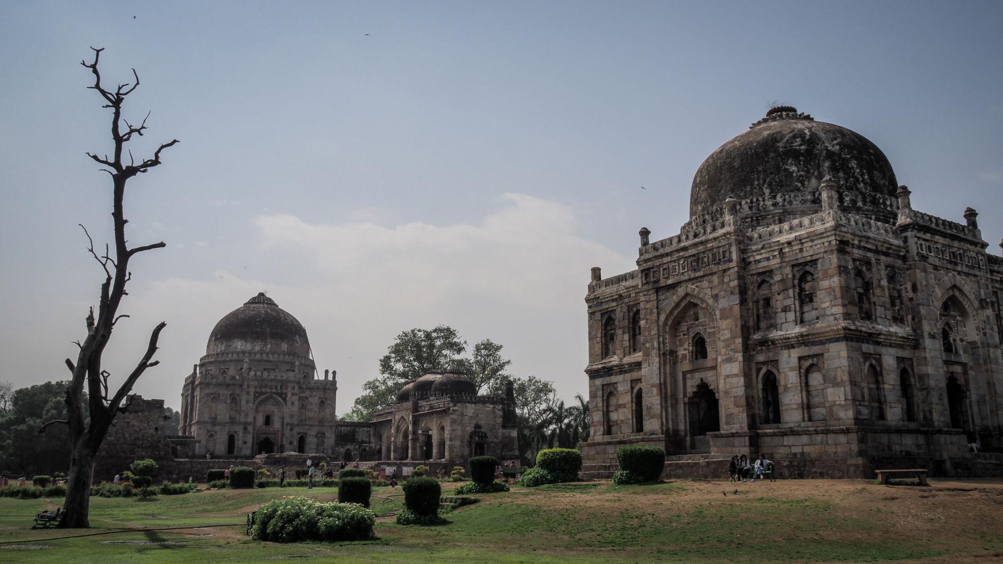 Delhi Culture + Monument + Food Experience image