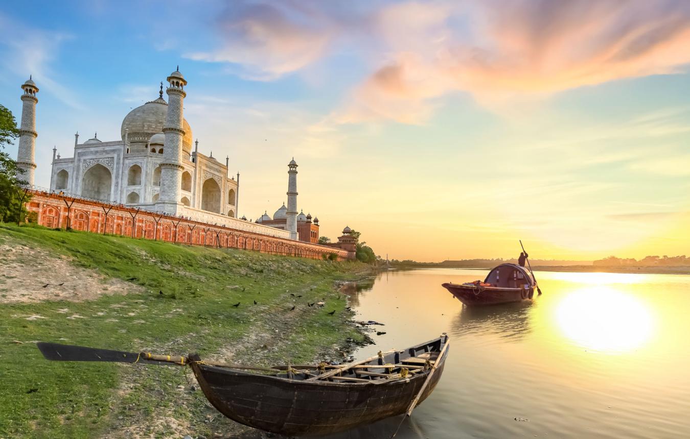 Taj Heritage Express Tour image 1