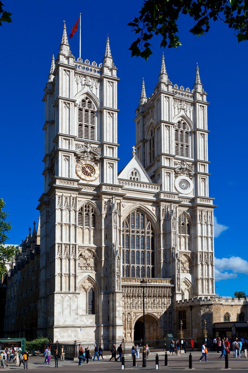 London Royal Half Day Explorer image 1