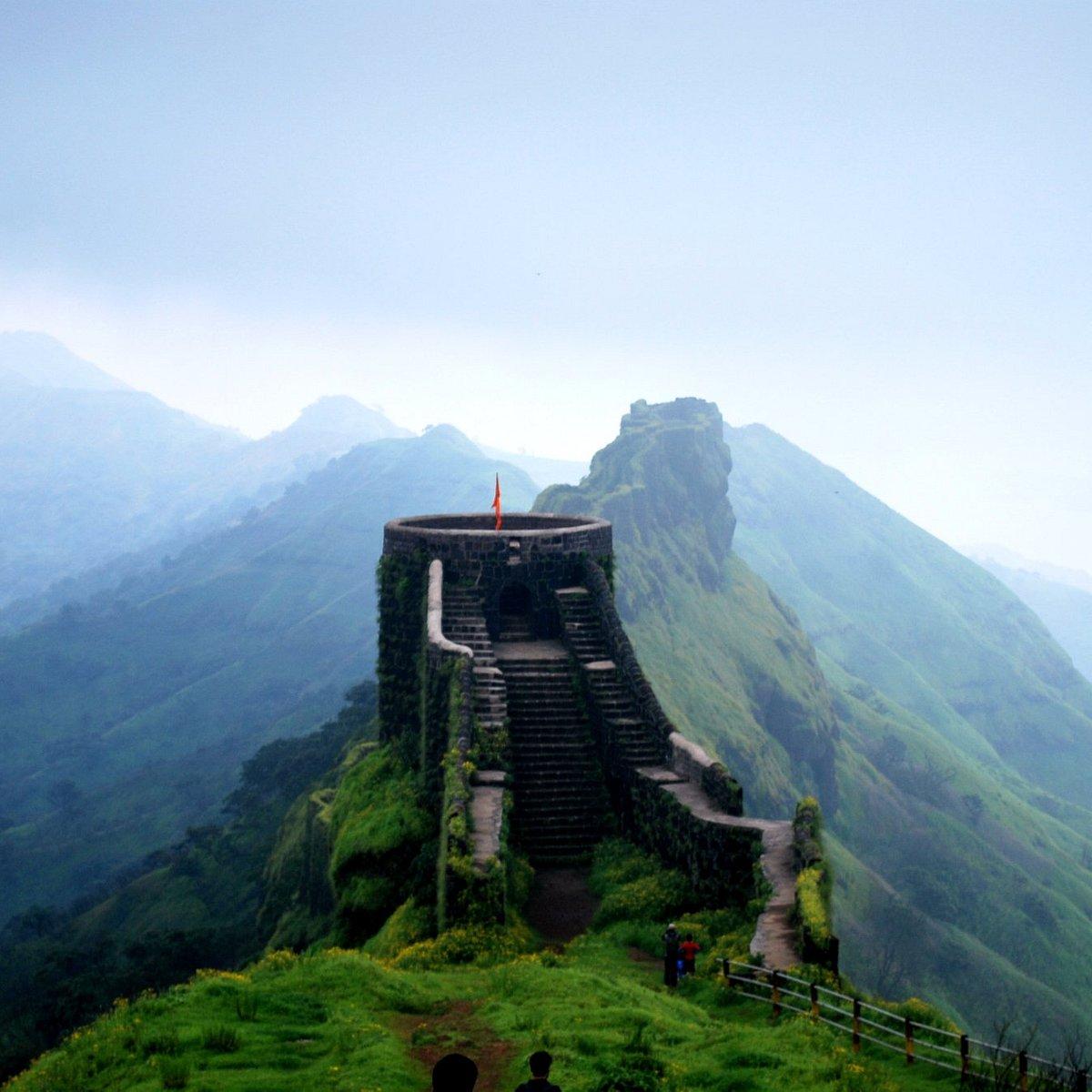 Rajgad Fort Trek Experience image 1