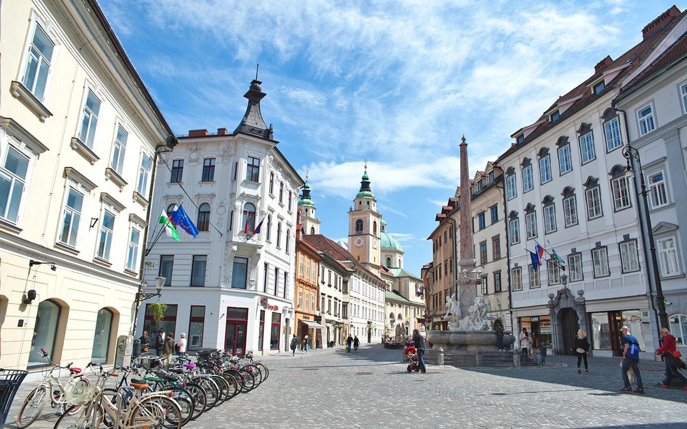 Ljubljana, Lake Bled & Castle Experience image 1