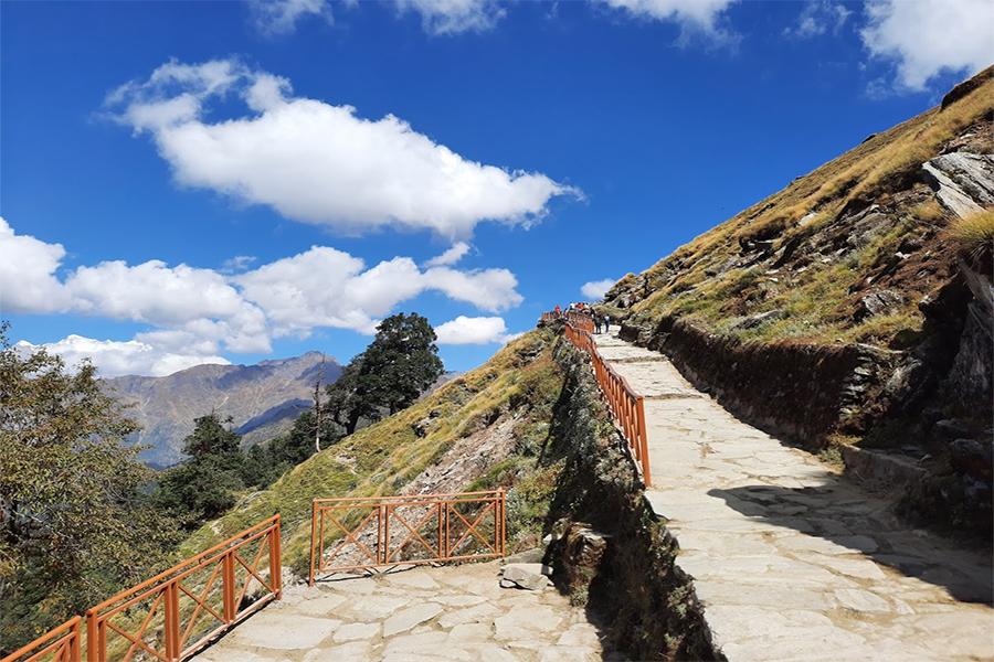 Tungnath Temple Trek image 1