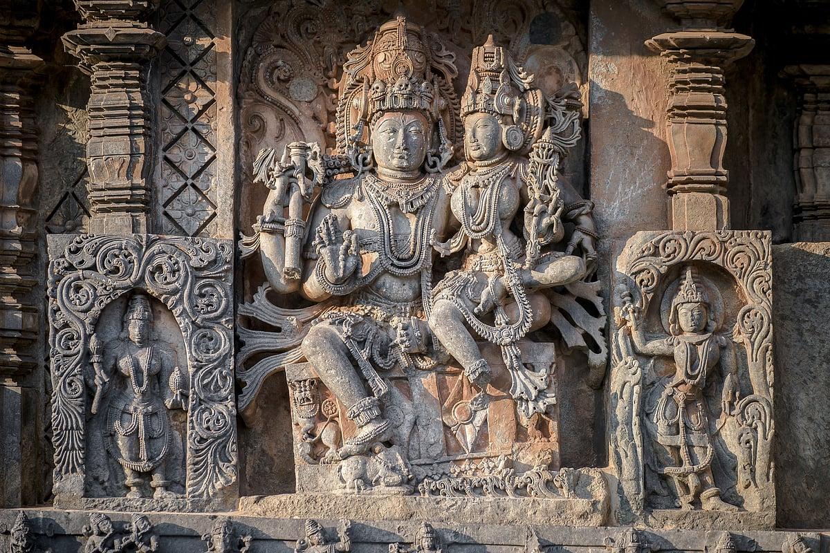 Hoysaleshwara Temple Heritage Tour image 1