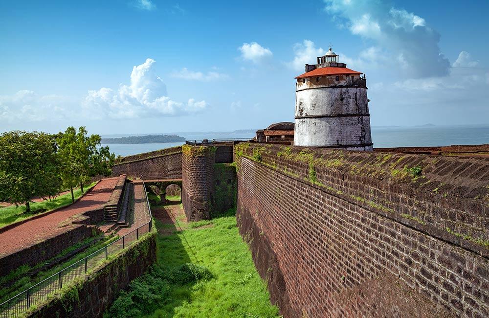 Goa Romantic Getaway – Couple Package image 1