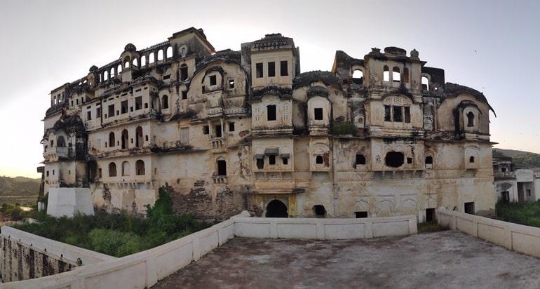 Bhilwara Forts & Heritage Tour image 1