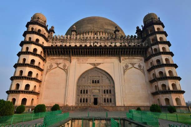 Vijayapura Full-Day Heritage & Architecture Tour image 1