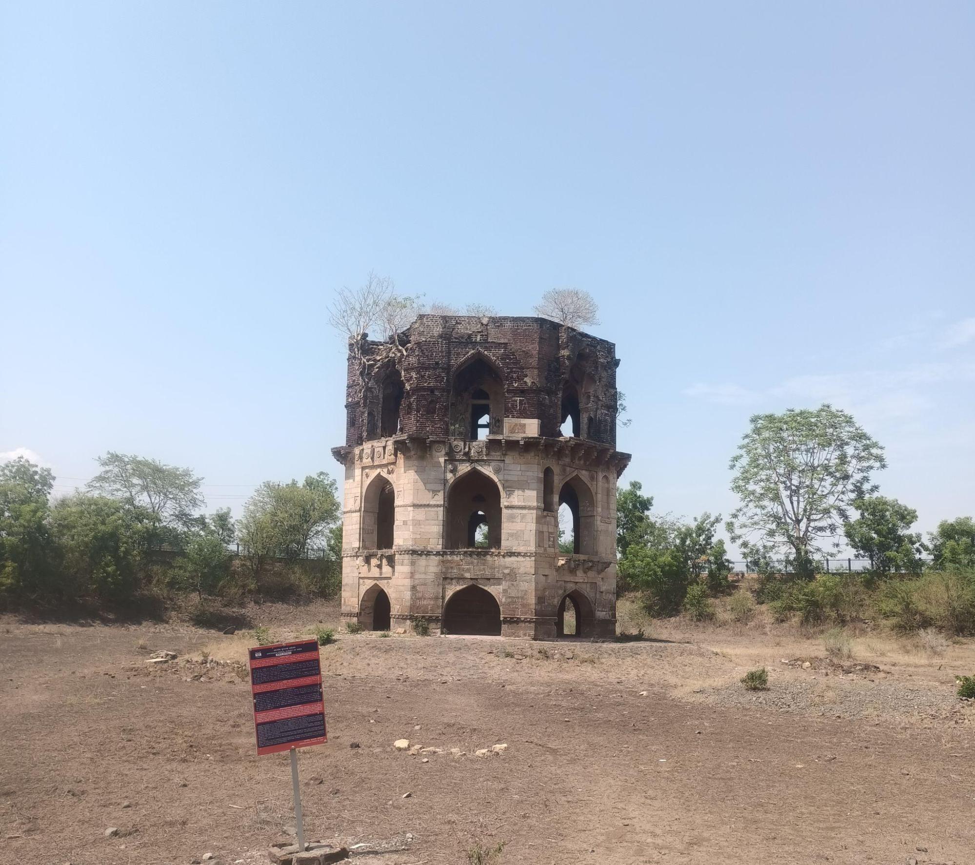 Achalpur Heritage & Temple Tour image 1