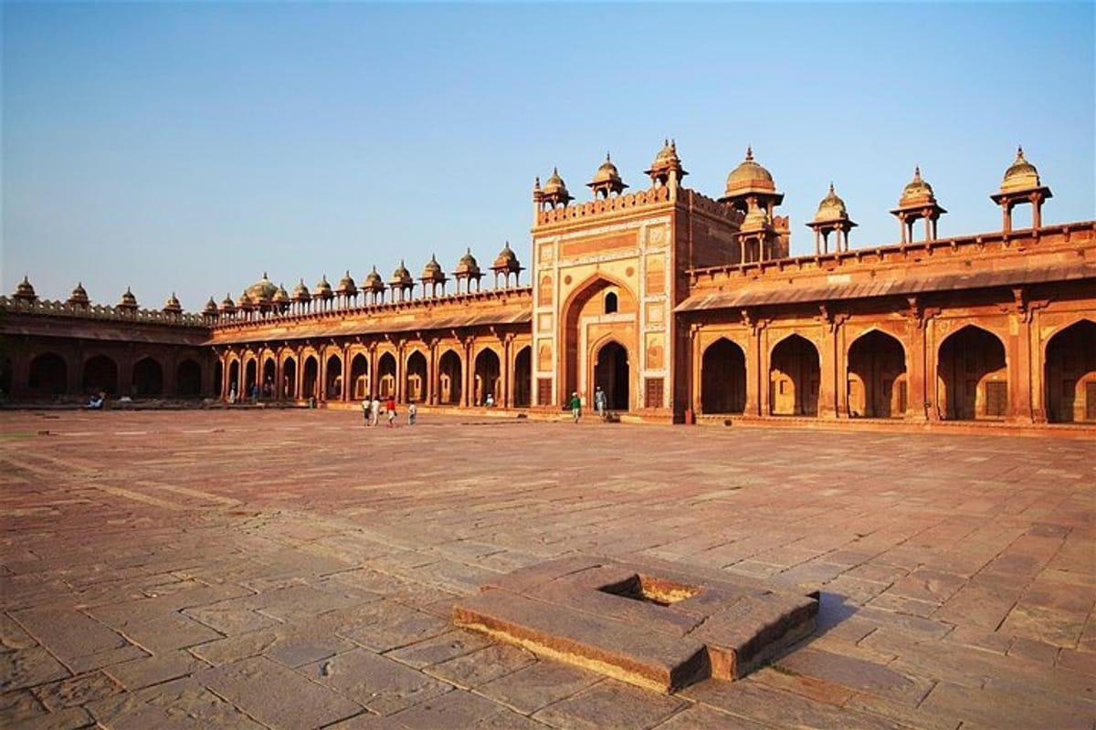 Agra & Fatehpur Sikri Heritage Experience image 1