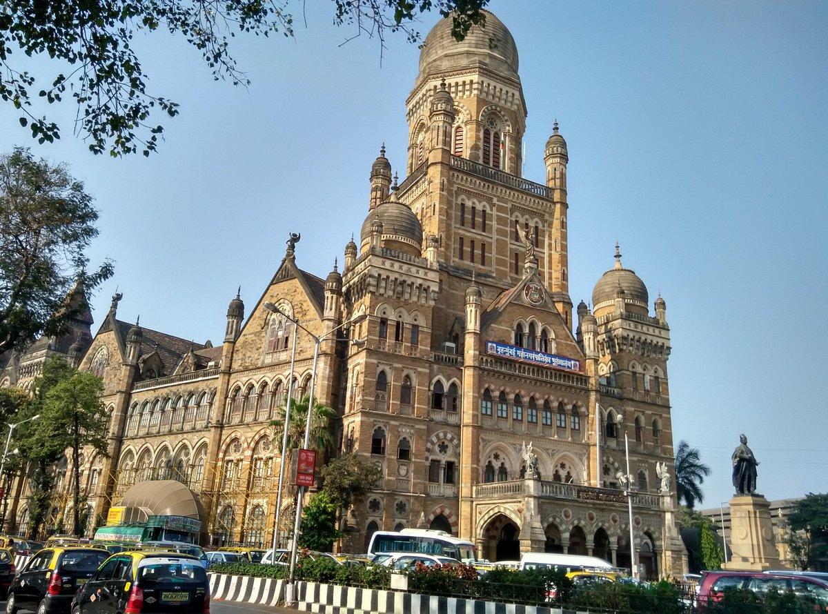 Mumbai Heritage & Iconic Landmarks Tour image 1