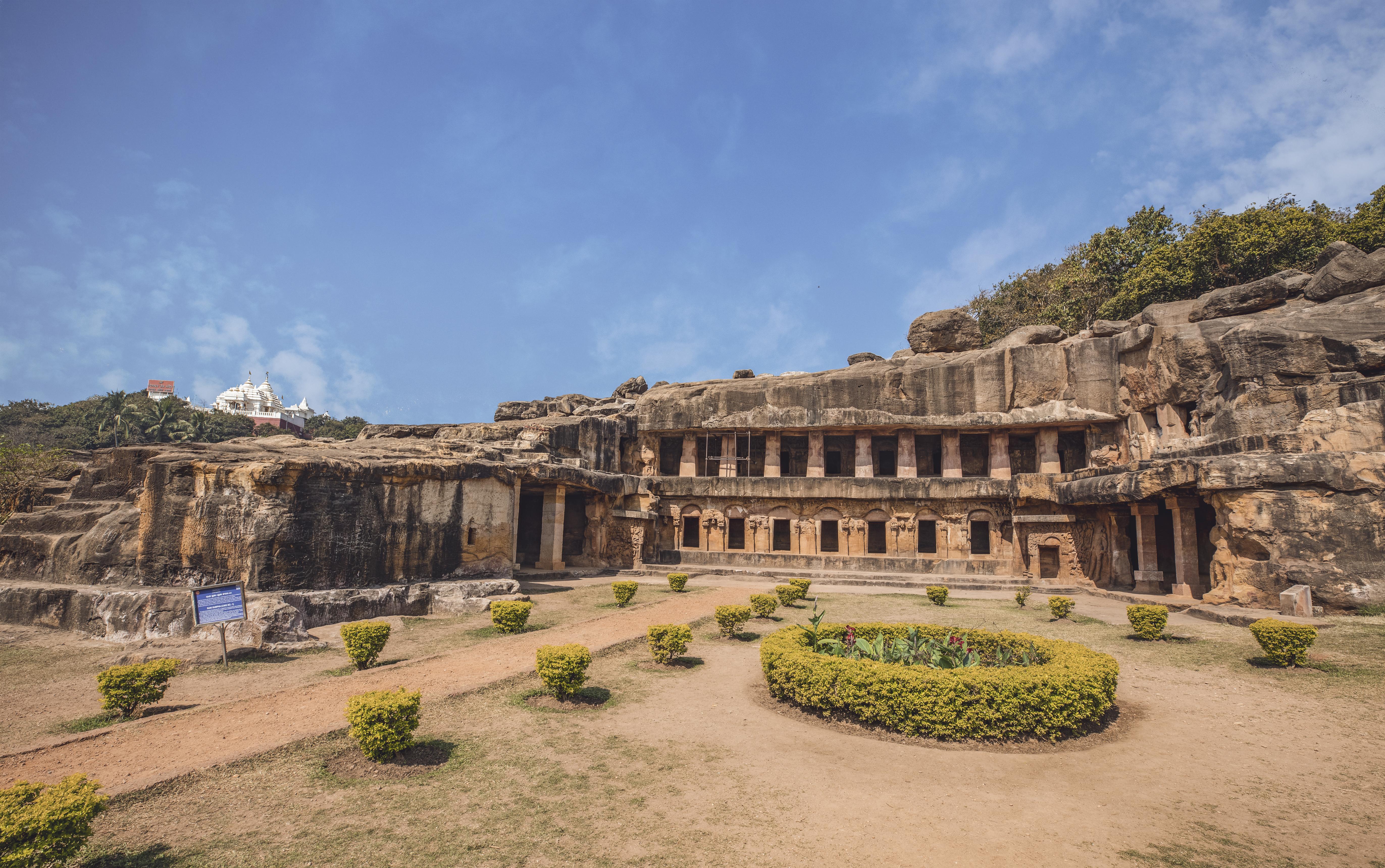 Bhubaneswar Caves & Heritage Tour image 1