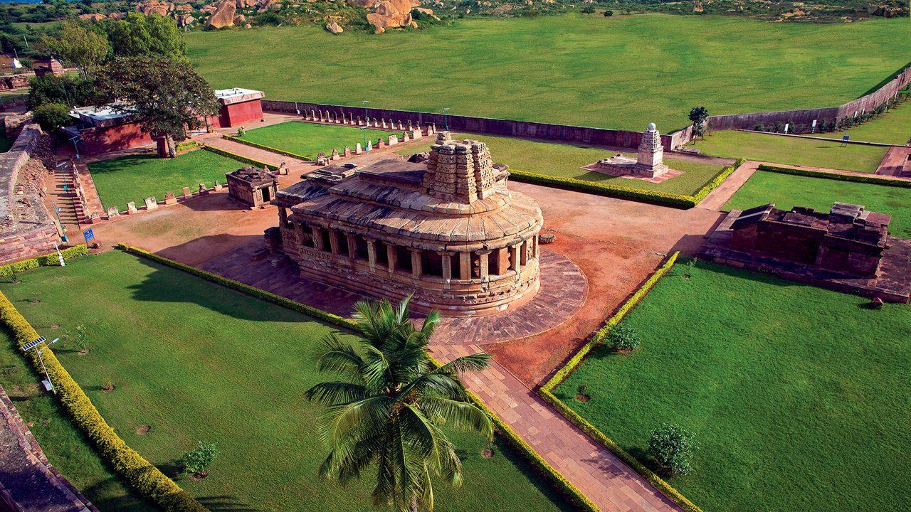 Badami, Pattadakal, Aihole & Chalukya Heritage Tour image 1