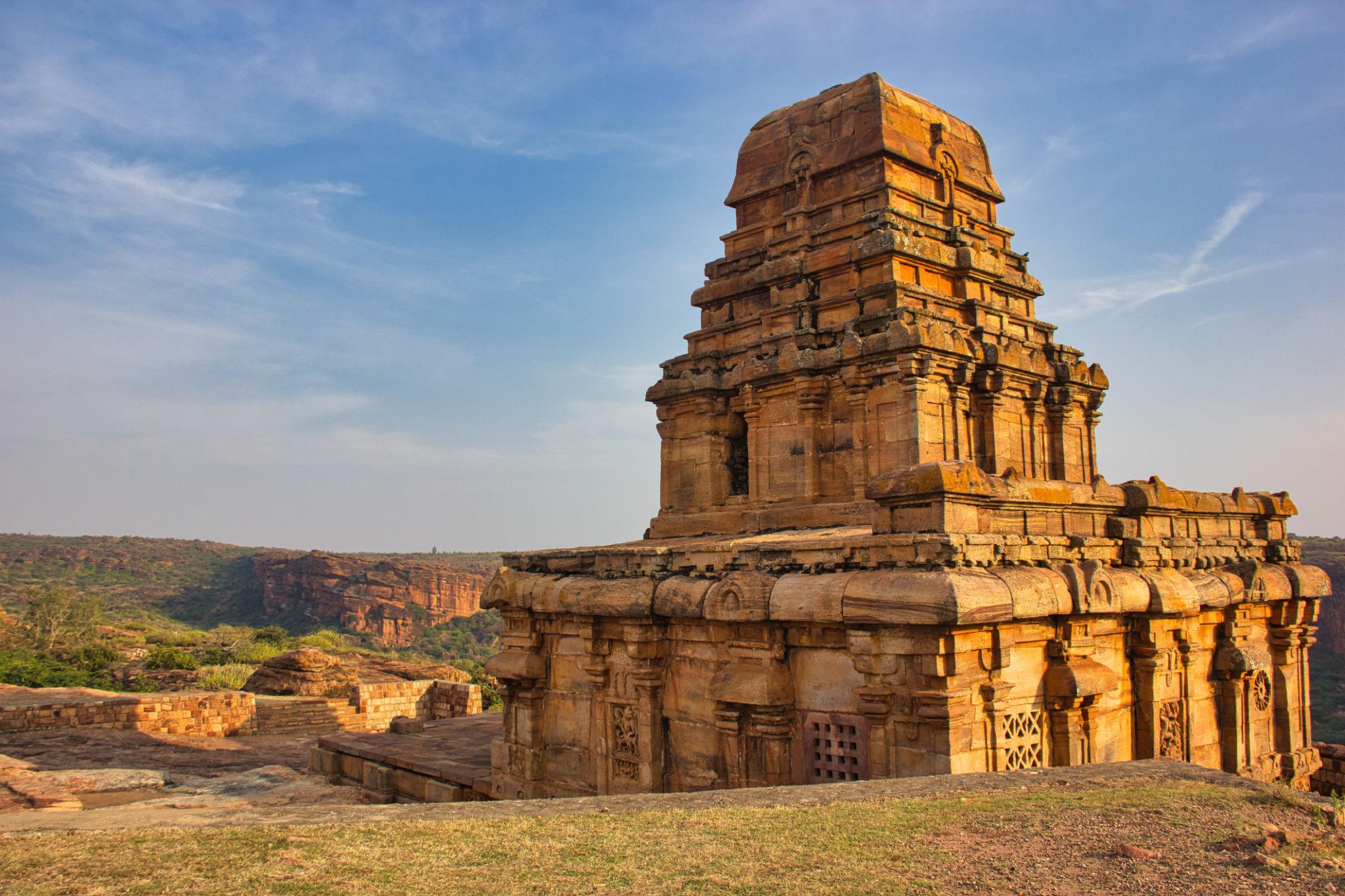 Bagalkot Cultural & Chalukyan Heritage Tour image 1