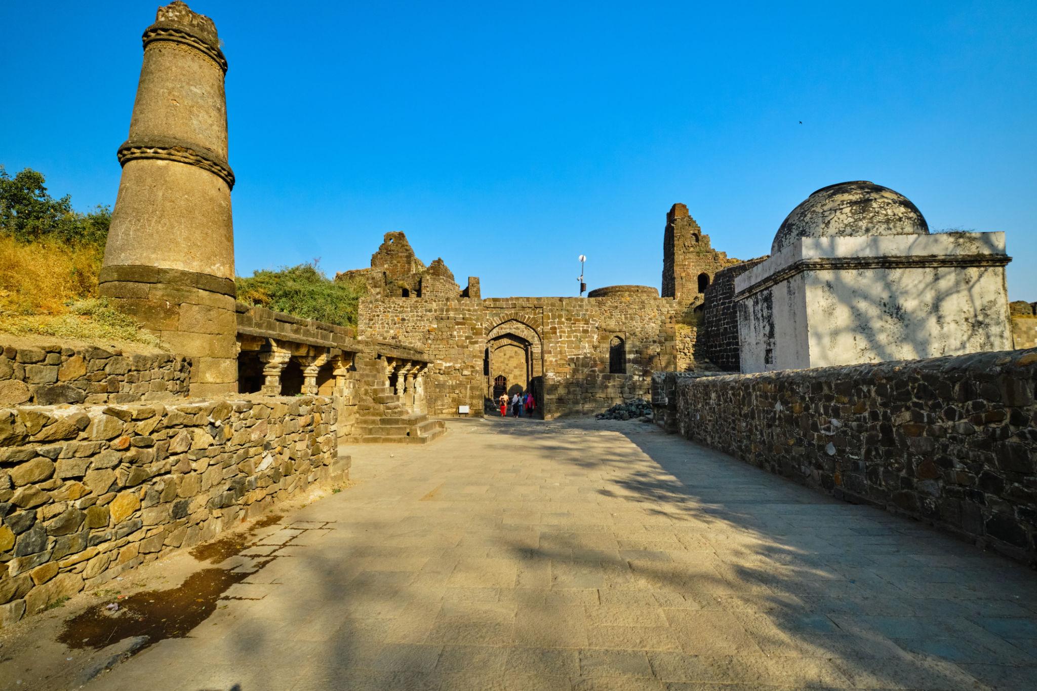 Aurangabad Mughal & Fort Heritage Tour image 1