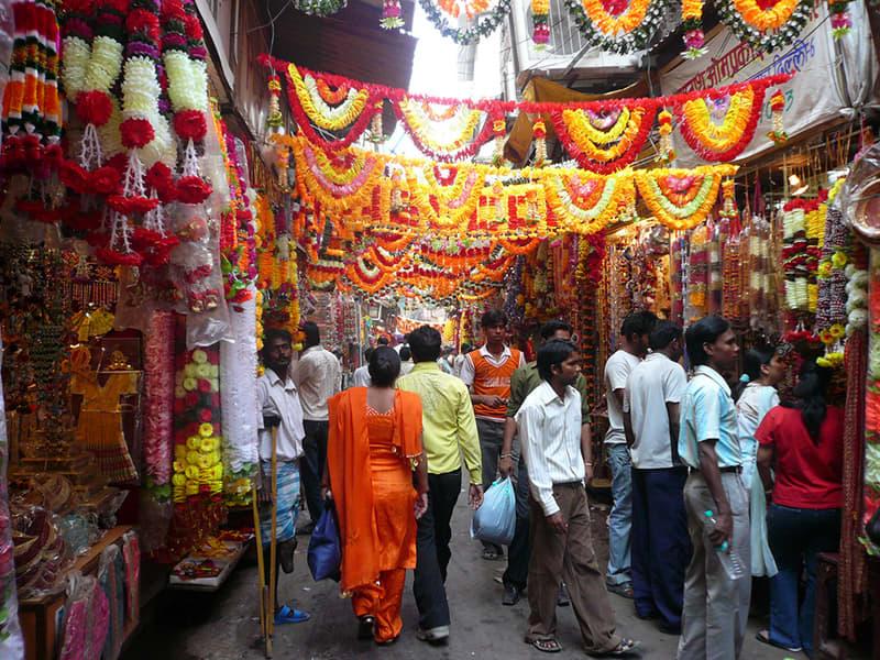Delhi Markets, Shopping & Street Food Experience image 1