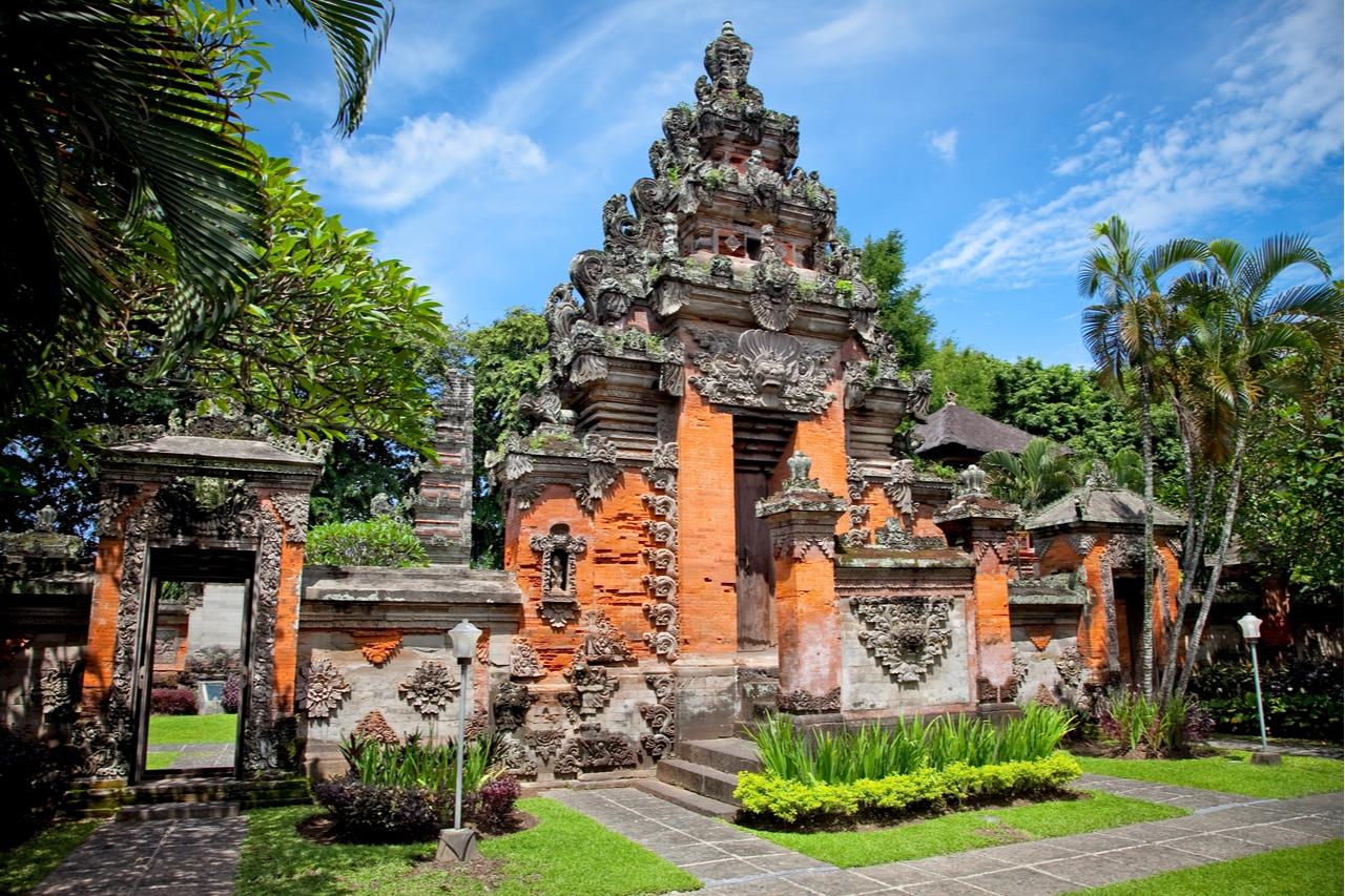 Denpasar Cultural Heritage & Temple Tour image 1
