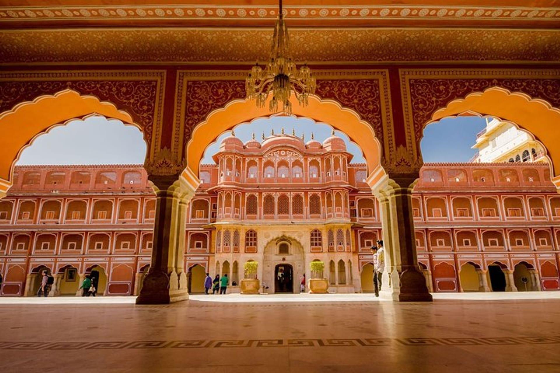 Jaipur Royal Forts & Palaces Tour image 1