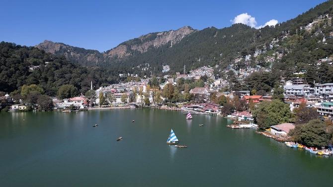 Nainital Lakes, Temples & Himalayan Viewpoints Tour image 1